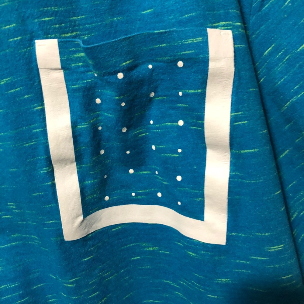 T-shirt - Picture 2 of 5